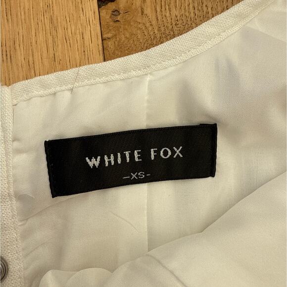 White Fox Boutique - Betting On Us Lace Up Back Bustier in White - Picture 2 of 5